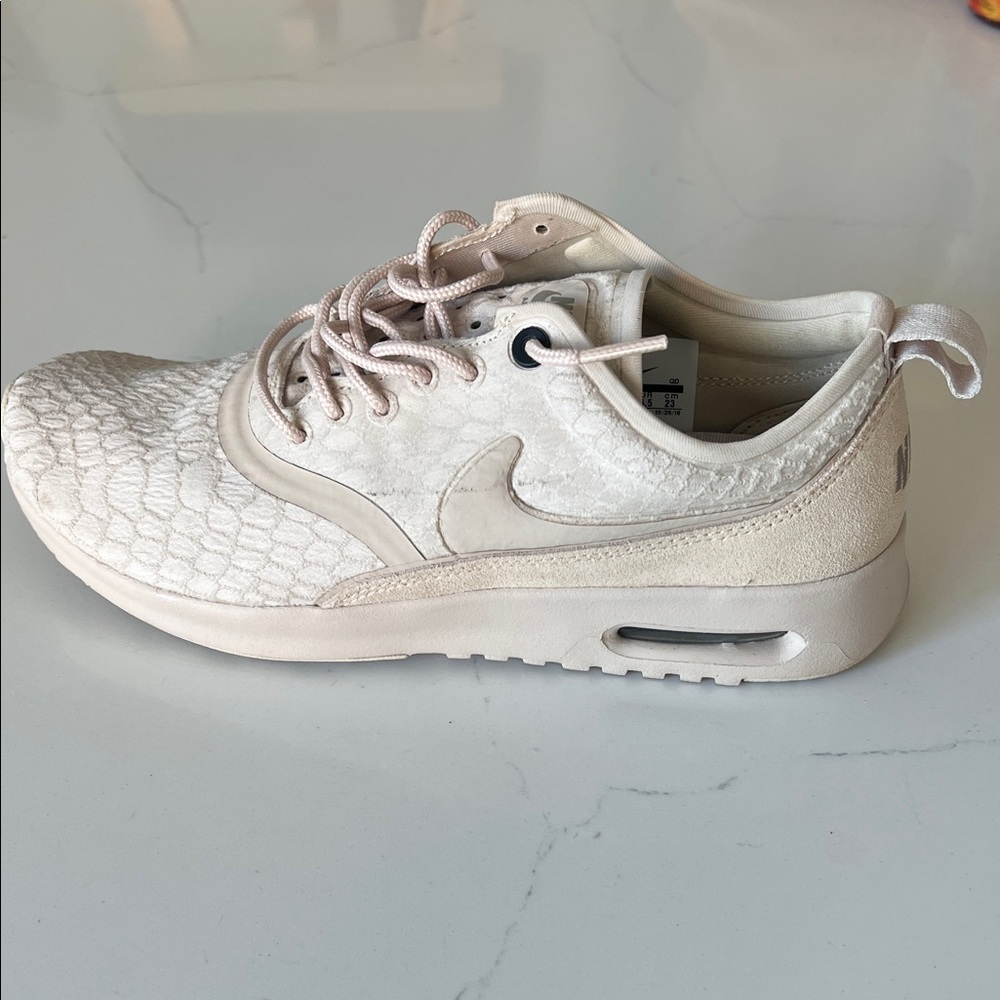 Nike Women’s Air Max Lightweight Sneakers in Pale Beige